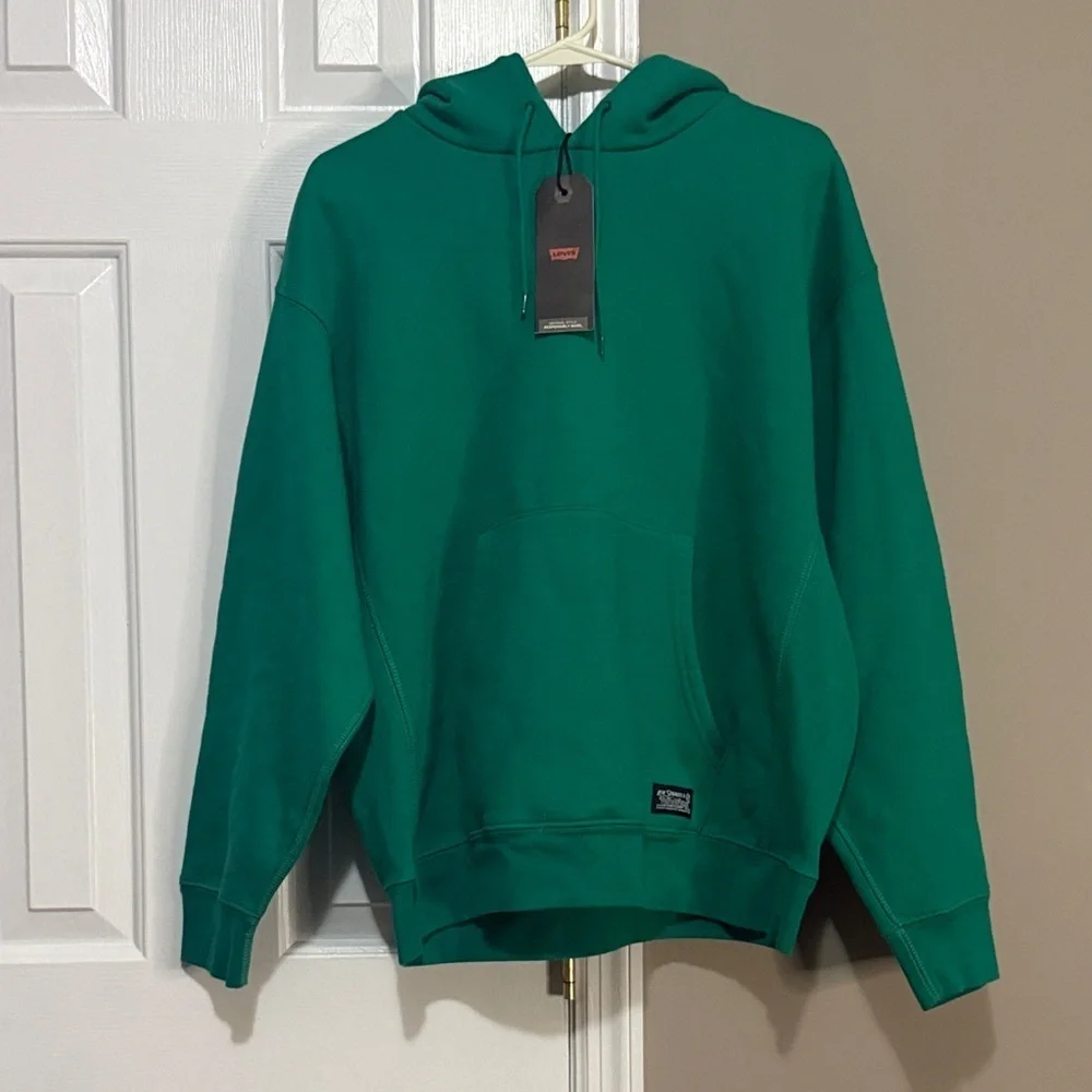 Levi's Relaxed Fit Skate Pullover Hoodie Men’s Small NWT